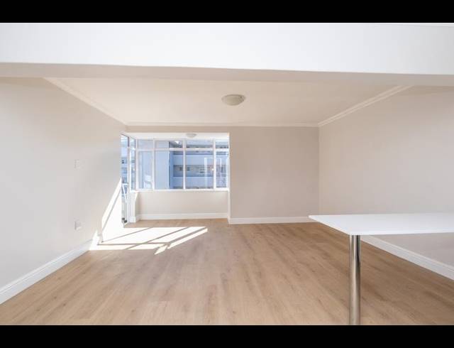 2 BEDROOM APARTMENT FOR SALE IN PLUMSTEAD